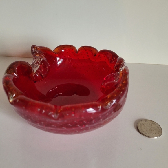 Vintage Murano Elegant Red Glass Bowl Bulicante Controlled Bubbles Art Glass - Picture 1 of 7